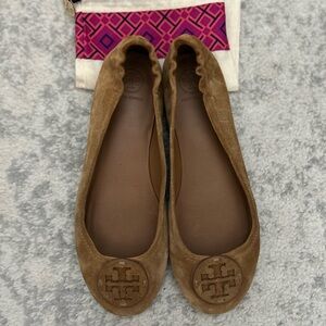 Tory Burch Minnie Natural Suede